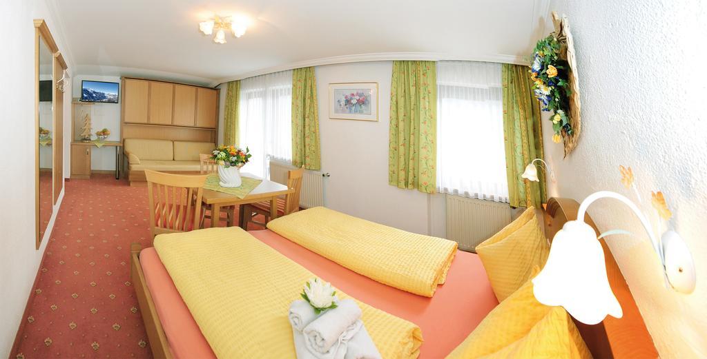 Pension Grafleiten Saalbach-Hinterglemm Room photo